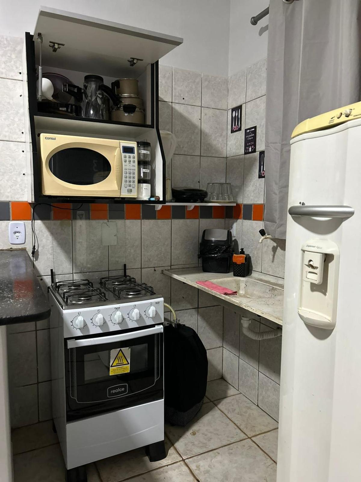 Apartment Flat Girassol 03, Proximo Ao Centro, Jk , Ifto *